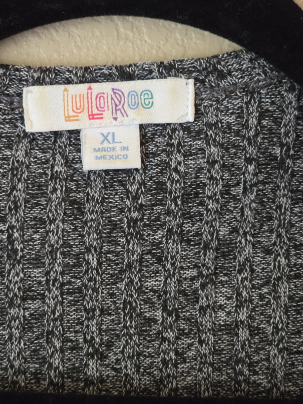 LuLaRoe Sarah Gray Ribbed Open Cardigan/Duster Size XL - Picture 2 of 5